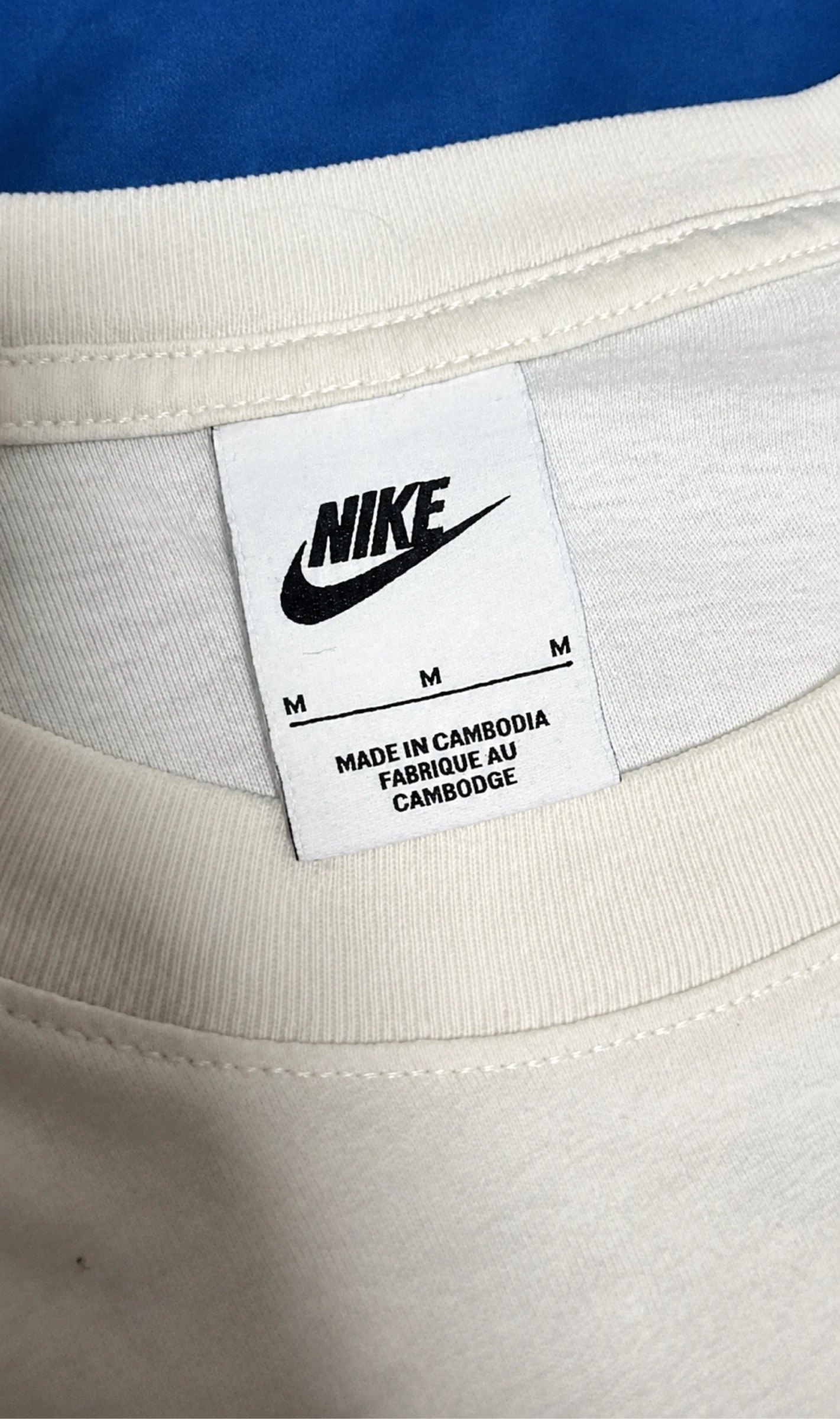 Camiseta Nike Air Max blanca estampada  – photo 3